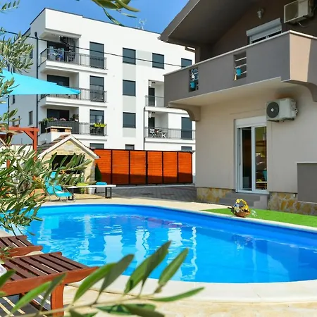 Holiday home Holiday Kiara With Pool Zadar