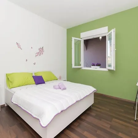 Holiday Kiara With Pool Holiday home Zadar